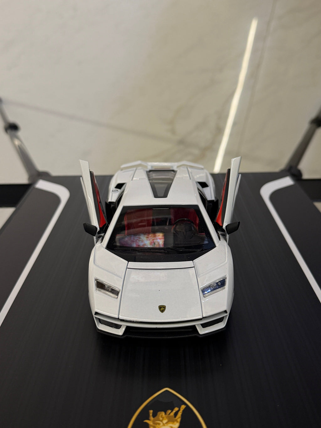 Lamborghini Countach LPI 800-4 Premium Artpiece