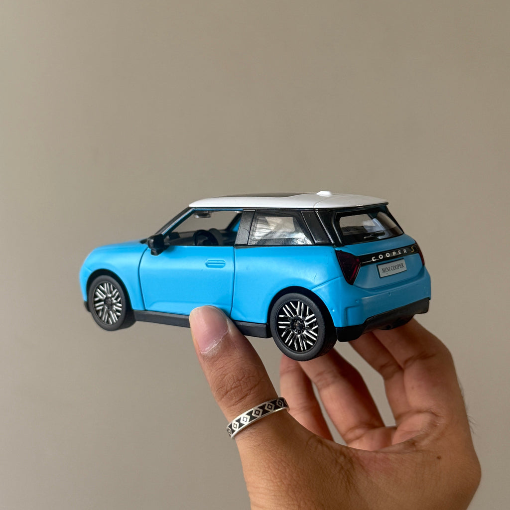 Mini Cooper 1:28 Scale CCA model
